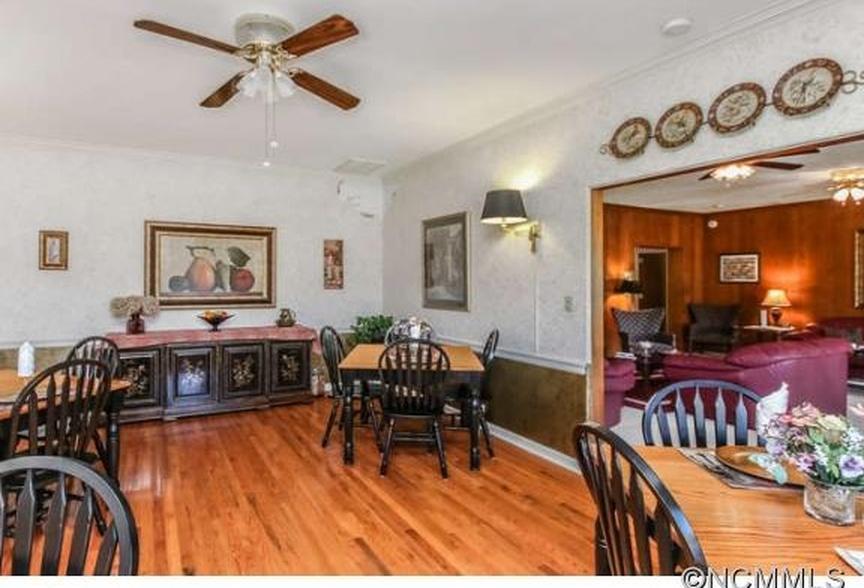 Brookside Mountain Mist Inn Уейнсвил Екстериор снимка