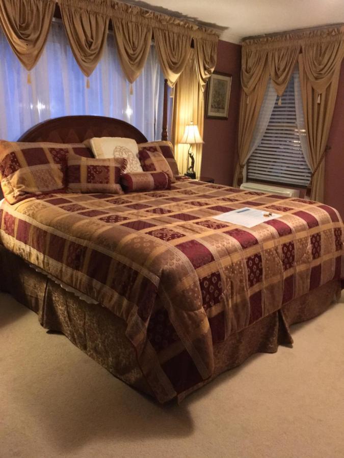 Brookside Mountain Mist Inn Уейнсвил Екстериор снимка